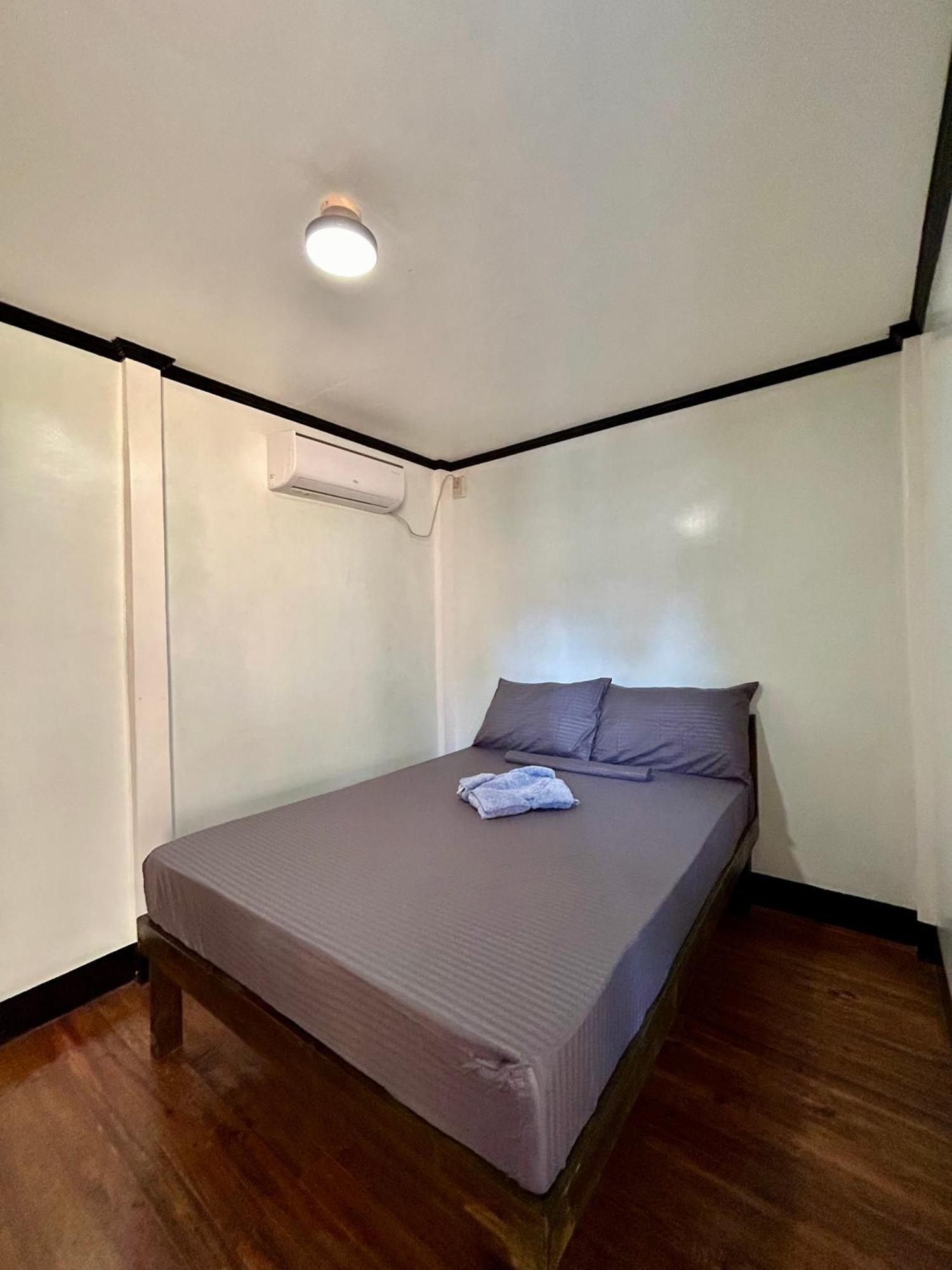 Islanders Hostel Port Barton 圣维森特 外观 照片
