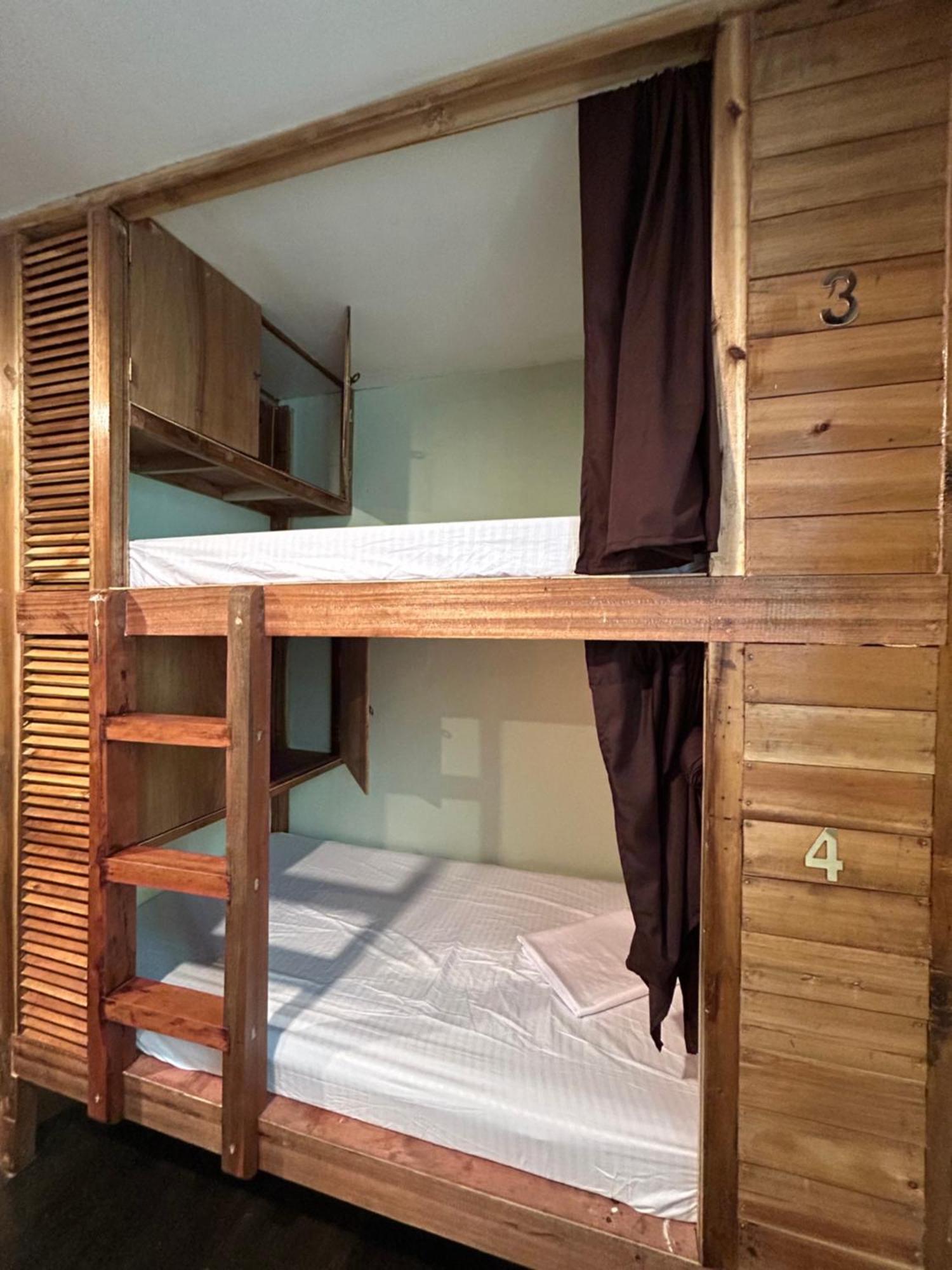 Islanders Hostel Port Barton 圣维森特 外观 照片